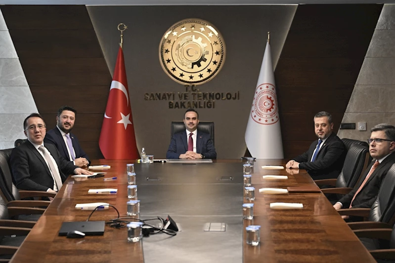 Ak Parti Milletvekilleri Ve Belediye Başkanı Savran’dan Sanayi Ve Teknoloji Bakanı Kacır’a Ziyaret