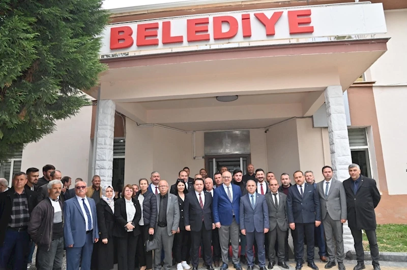Cumhur İttifakının Adaylarını Gördes Bağrına Bastı