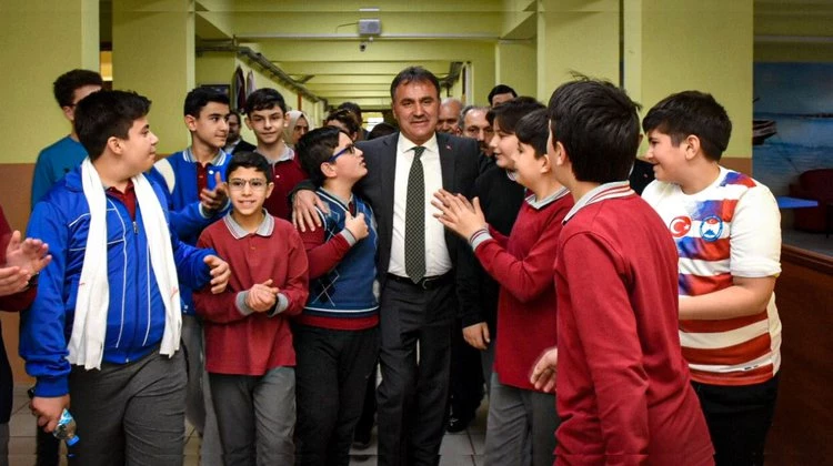 BAŞKAN ÇİMEN, “EĞİTİMCİLERİMİZ BAŞIMIZIN TACIDIR”