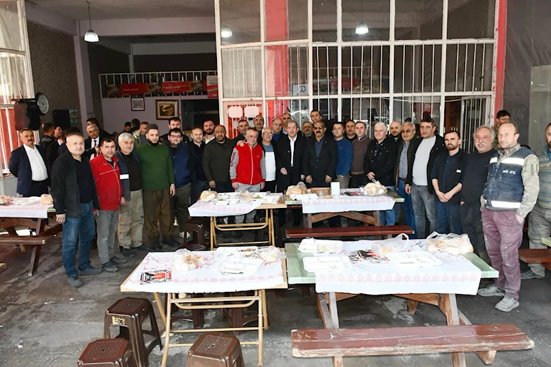 Başkan Vergili Kemal Oyman Sanayi Sitesi Esnaflarıyla Bir Araya Geldi