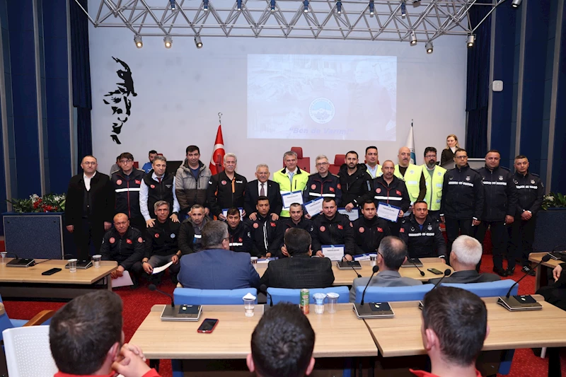 Başkan Büyükkılıç’tan Depremin İsimsiz Kahramanlarına “Teşekkür” Belgesi
