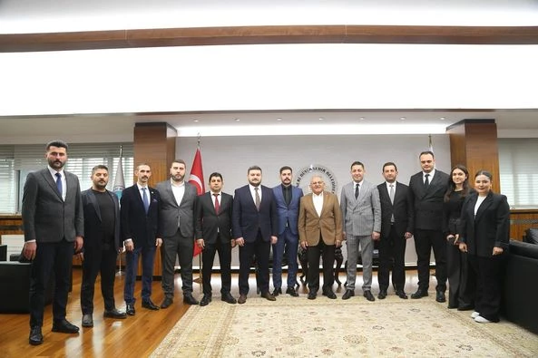 Başkan Büyükkılıç’a Ülkü Ocakları