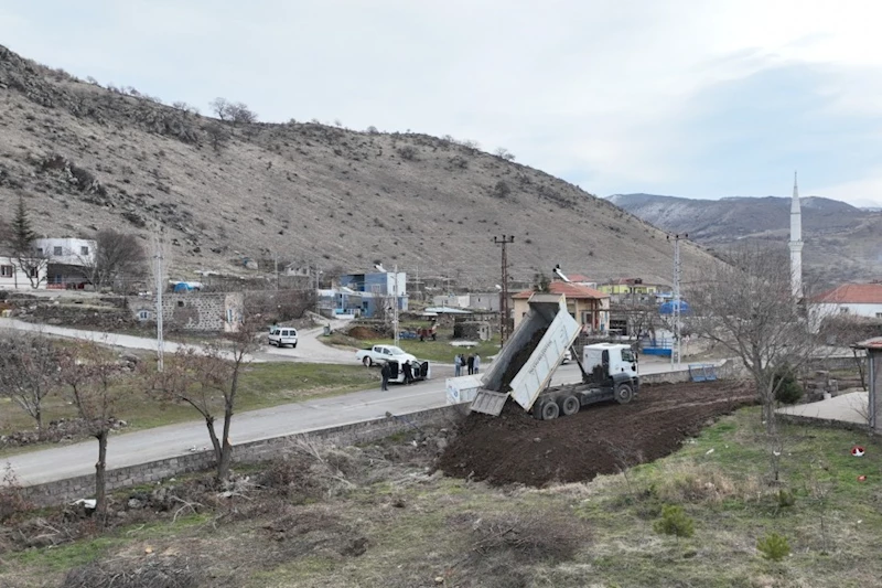 İlçemize bağlı Sarıkürklü Mahallemizde Sosyal Tesis ve Taziye Evi projemizin temel çalışmaları başladı.