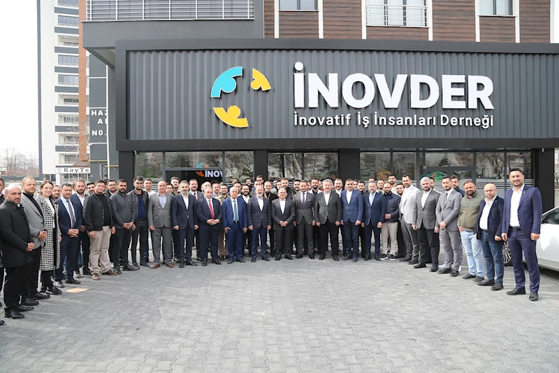 Başkan Büyükkılıç’tan İnovatif İş İnsanları Derneği’ne Ziyaret