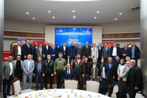AK PARTİ MKYK ÜYESİ MAHİR ÜNAL VE BAŞKAN YILDIRIM SİVASLILARLA İFTAR YAPTI