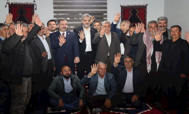 KIRSALDAKİ MUHTARLARDAN BAŞKAN BAYDİLLİ’YE TAM DESTEK