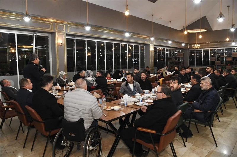 BAŞKAN ASYA, İLK İFTARDA ÖZEL VATANDAŞLARI AĞIRLADI