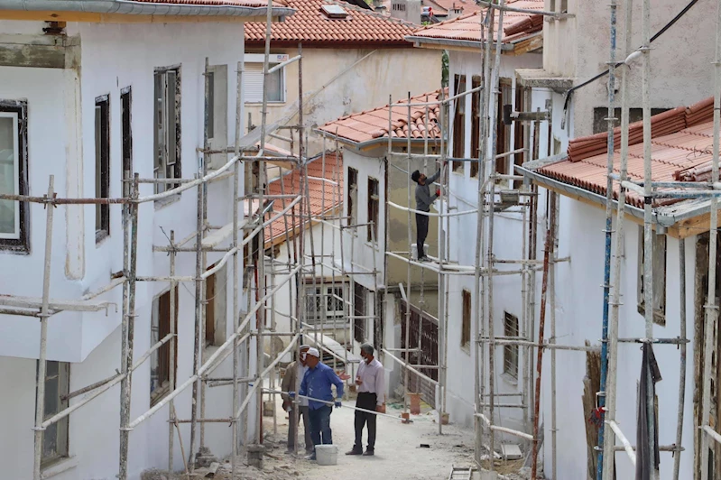 Kültürümüzü Koruyoruz