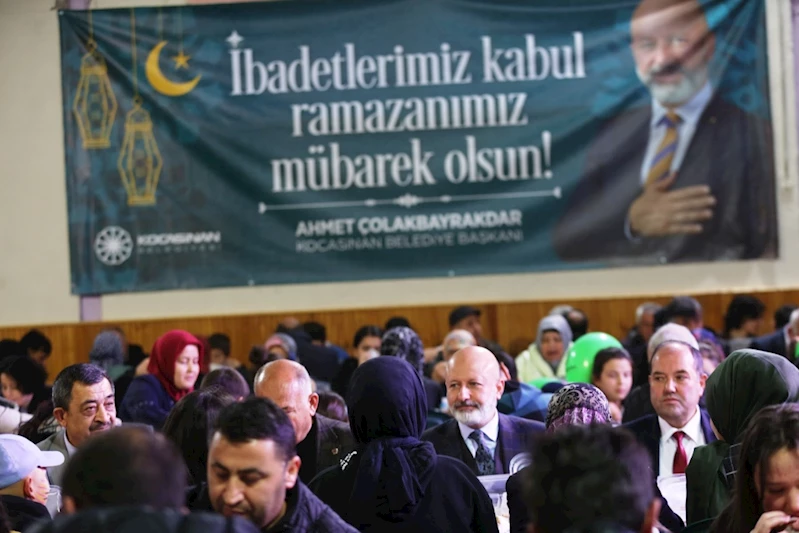 BAŞKAN ÇOLAKBAYRAKDAR, “SOFRALARIMIZ, PAYLAŞTIKÇA BEREKETLENİYOR”