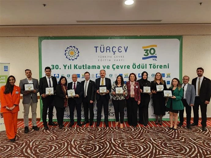 ALANYA BELEDİYESİ ÜST ÜSTE 4. KEZ ÖDÜL ALDI ‘EN İYİ ÇEVRE EĞİTİM VE BİLİNÇLENDİRME ETKİNLİKLERİ ÖDÜLÜ’ BU YIL DA ALANYA BELEDİYESİ’NİN