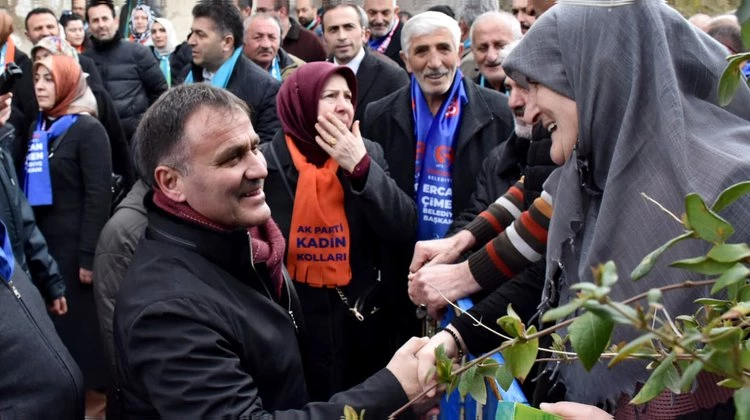 GEZİLER VE ZİYARETLER ŞÖLEN HAVASINDA GEÇİYOR