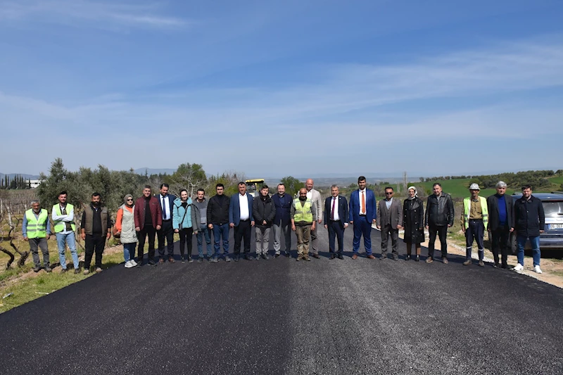 Vatandaş Talep Etti, Cengiz Başkan Yaptı: Alahıdır Yolu Artık Daha Konforlu