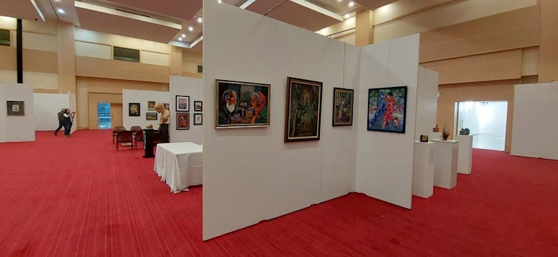 GÜZEL SANATLAR LİSESİ ÖĞRENCİLERİNİN ESERLERİ ARTANKARA FUARI