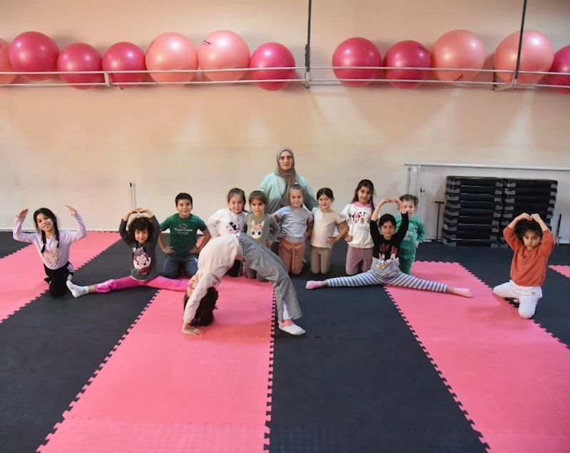 YUNUSEMRELİ ÇOCUKLAR SPORA İLK ADIMI JİMNASTİKLE ATIYOR