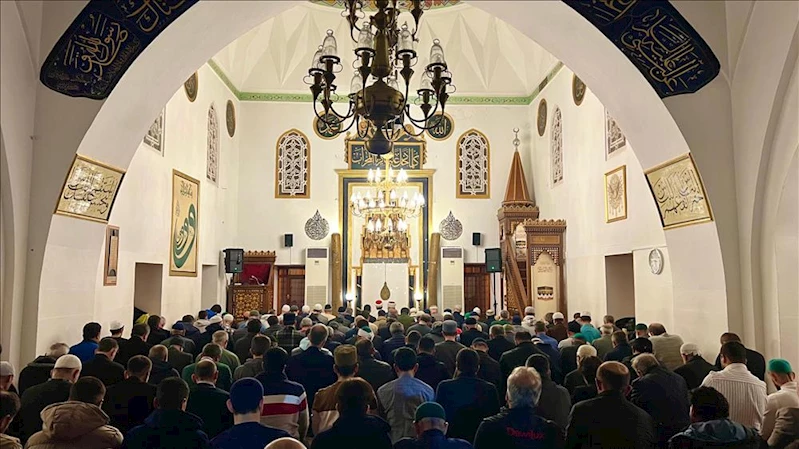 Hafız Habip Deveci İshakpaşa’da Cemaat İle Buluştu