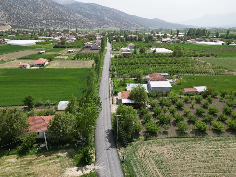 Söz Verdiğimiz Gibi  Asfaltsız Yolumuz Kalmayacak
