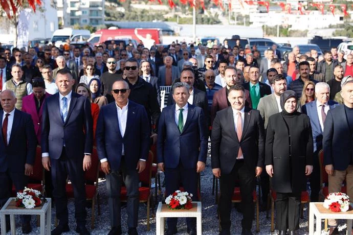 BAŞKAN YÜCEL ALANYA’YA KAZANDIRACAĞI 11. OKULUN TEMELİNİ ATTI