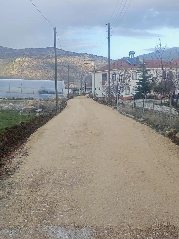 Salur Mahallemize Asfalt Yollarımız Hayırlı Olsun !