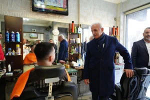 BAŞKAN YILDIRIM HAFTAYA ÇAKMAK MAHALLE ESNAFIYLA BAŞLADI