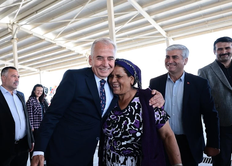 Honaz, Başkan Zolan’ı bağrına bastı