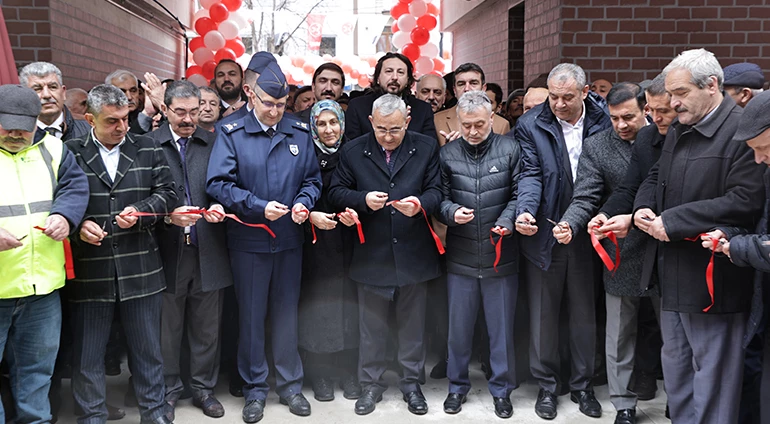 30 AĞUSTOS İŞ MERKEZİ VE ZANAAT ÇARŞISI ŞEHRİMİZE HAYIRLI OLSUN