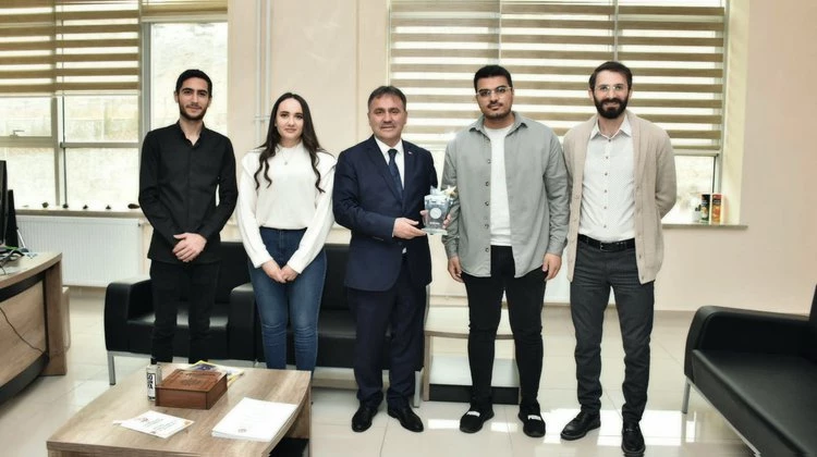 HEDEFİMİZ, ÜNİVERSİTEMİZİ BİR DÜNYA MARKASI YAPMAKTIR