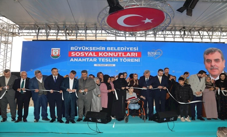Başkan Beyazgül Yaptı İhtiyaç Sahibi Aileler Konutlarına Kavuştu