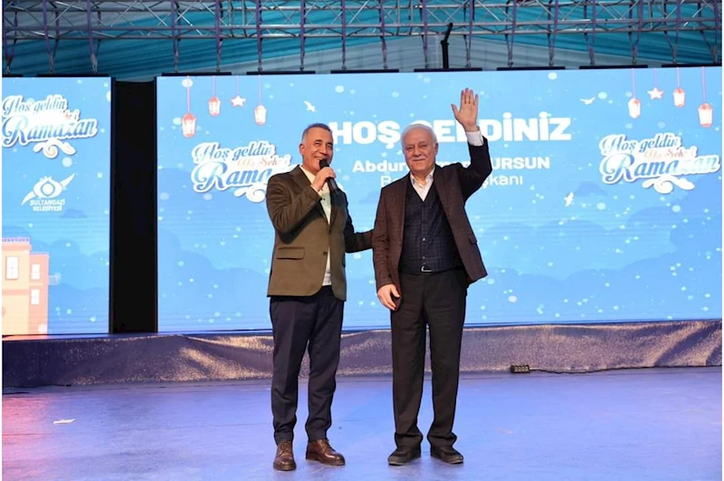 Nihat Hatipoğlu Sultangazililerle Buluştu