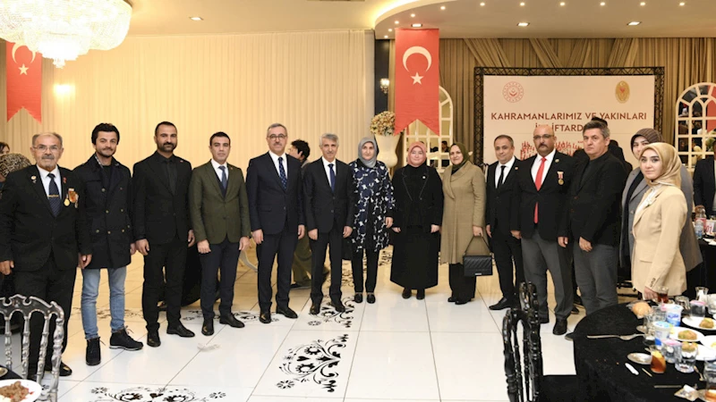 Başkan Güngör, İftarda Kahraman Gaziler ve Aileleriyle Bir Araya Geldi