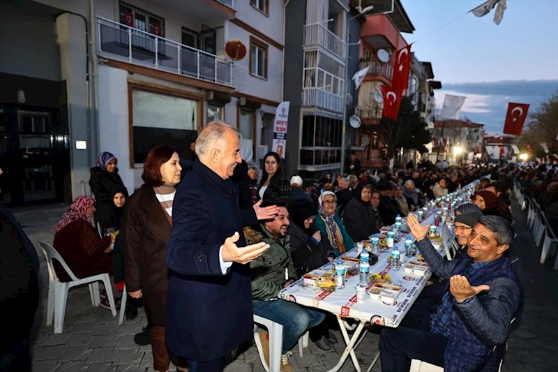 Büyükşehir’in gönül sofrası Akkonak’ta
