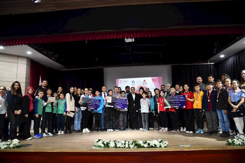 YUNUSEMRE’DE FEN BİLGİSİ ŞAMPİYONU İSA ARTUNÇ ORTAOKULU