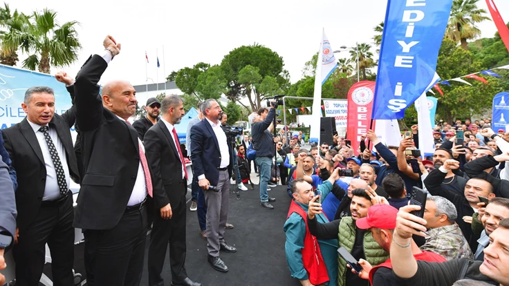 Başkan Soyer: “Bu kavga da bitmez bu sevda da”
