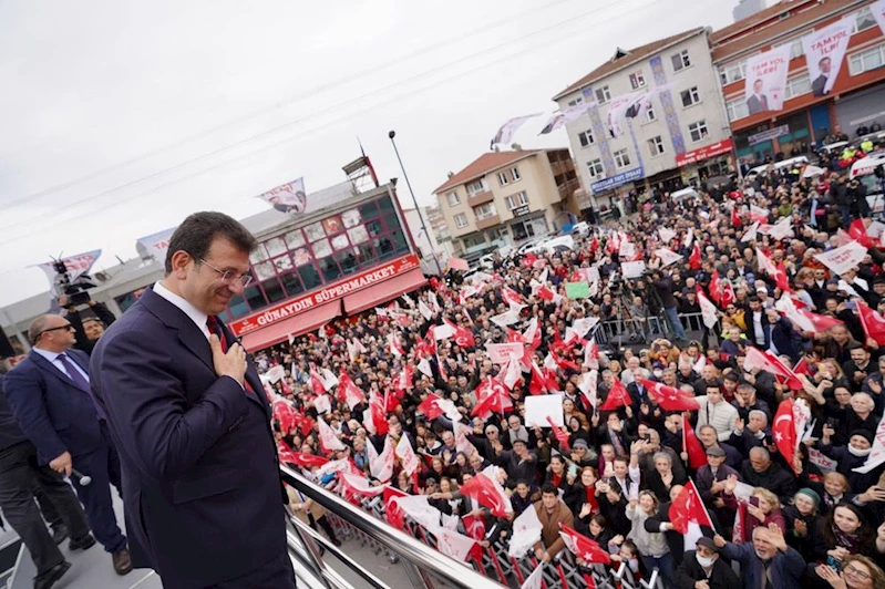 ÜSKÜDAR YAVUZTÜRK’TE COŞKULU KALABALIĞA KONUŞTU