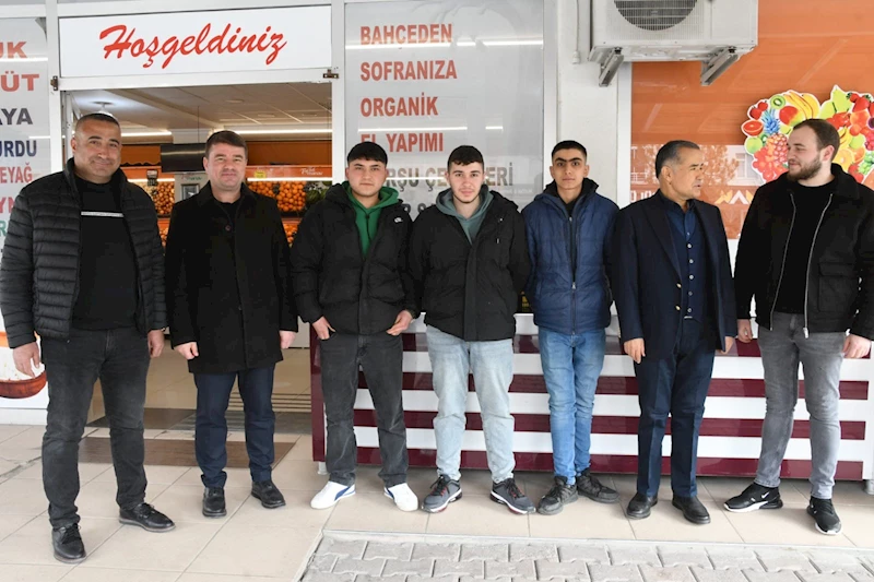 BELEDİYE BAŞKANI DR. EVREN DİNÇER CUMHURİYET BULVARI ÜZERİNDEKİ ESNAFLARI ZİYARET ETTİ
