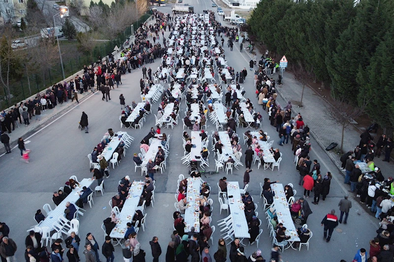 8 BİN KİŞİ İFTAR SOFRALARINDA BULUŞTU