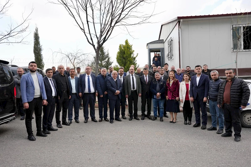 BAŞKAN FADILOĞLU, DUR DURAK BİLMİYOR