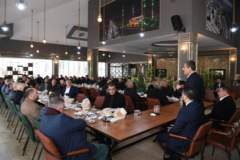 BAŞKAN ASYA, MUHTAR VE MUHTAR ADAYLARIYLA BULUŞTU