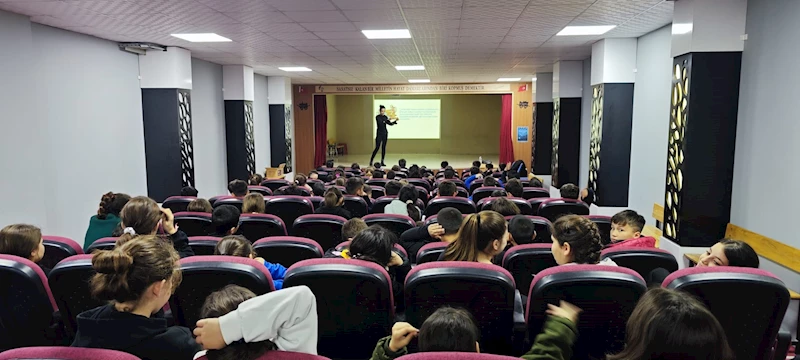 Büyükşehir’den Gençlere Haşerelerden Korunmaya Yönelik Eğitim