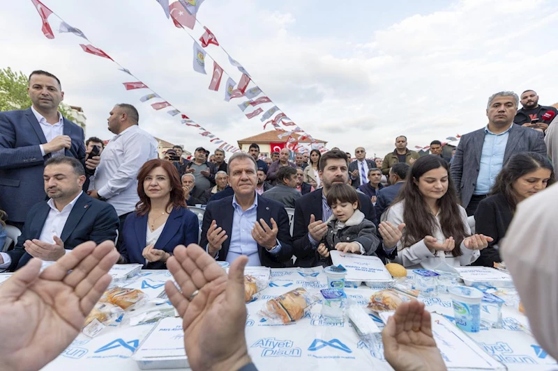 Başkan Seçer, ‘Bayram Sofrası’nda Tarsus Halkıyla Buluştu