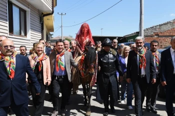 Köy Düğününde Coşku Doruk Yaptı