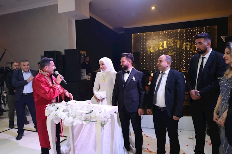 Belediye Başkanı Arı, İlk Nikahını Kıydı