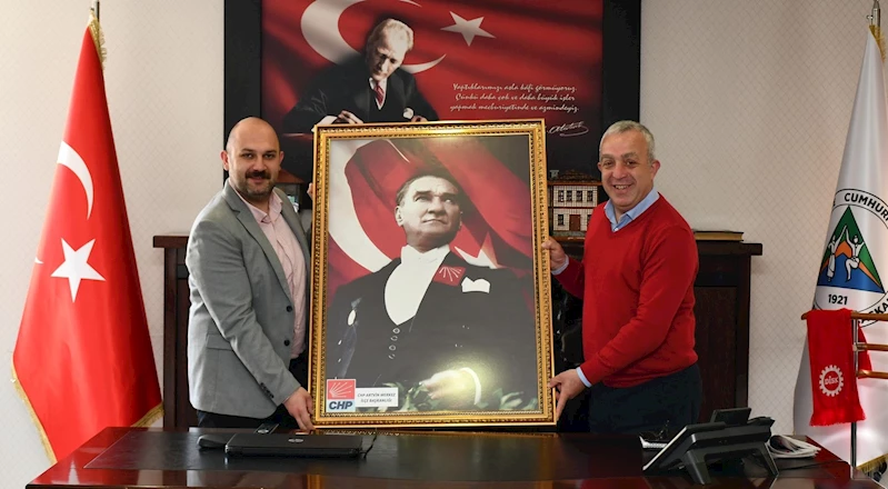 CHP MERKEZ İLÇE YÖNETİMİNDEN BAŞKAN ERDEM’E ZİYARET