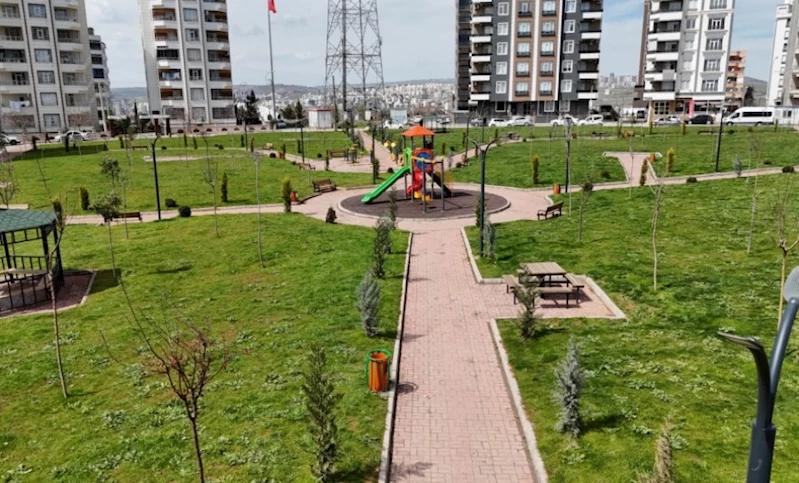 KARAKÖPRÜ YENİ PARKLARLA GÜZELLEŞİYOR