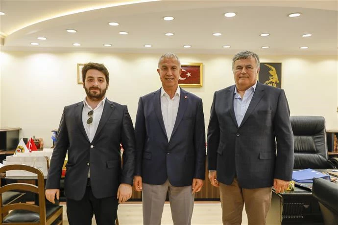 BAŞKAN ÖZÇELİK TELEFERİK YÖNETİCİLERİYLE GÖRÜŞTÜ