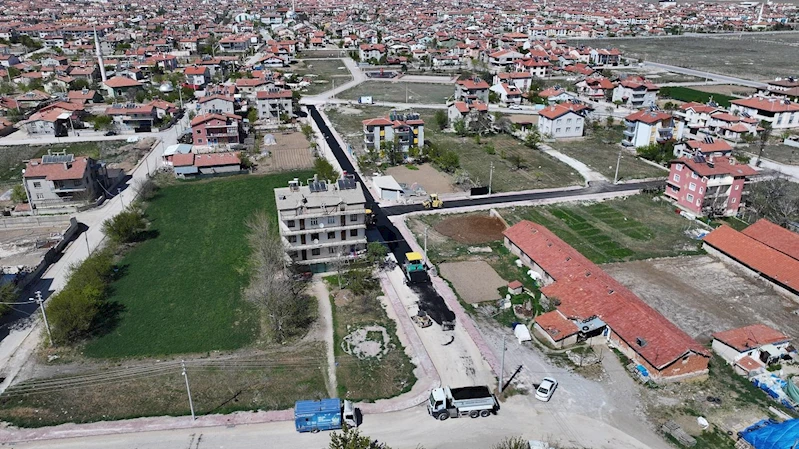 KARATAY BELEDİYESİ ASFALT ÇALIŞMALARINDA FARK YARATIYOR