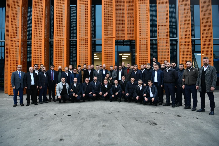 BAŞKAN GENÇ ULAŞIM PERSONELİYLE BAYRAM KAHVALTISINDA BULUŞTU