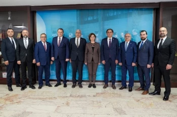 EOSB HEYETİNDEN BAŞKAN ÜNLÜCE’YE TEBRİK ZİYARETİ
