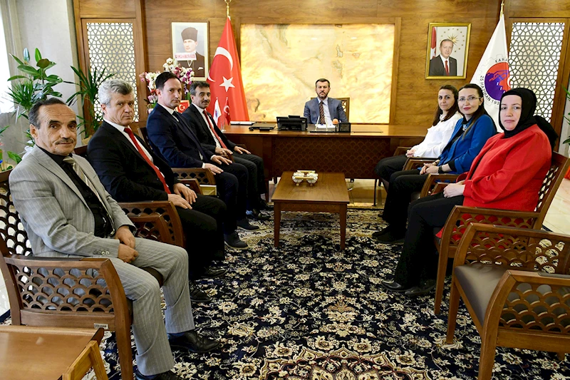 Karabük Halk Eğitim Merkezi Müdürü Kabadayı’dan Belediye Başkanımız Özkan Çetinkaya’ya Ziyaret