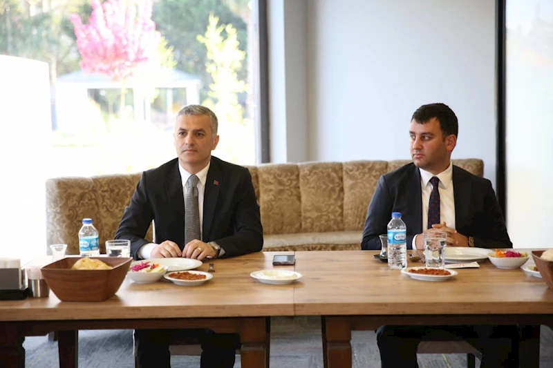 BAŞKANIMIZ MUHTARLARIMIZLA BİR ARAYA GELDİ
