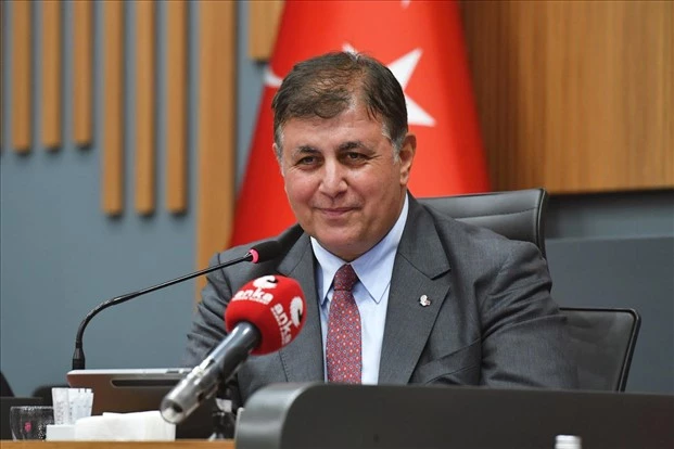 Başkan Tugay: “İzmir’i Türkiye’de en düşük su fiyatına sahip il yapacağız”